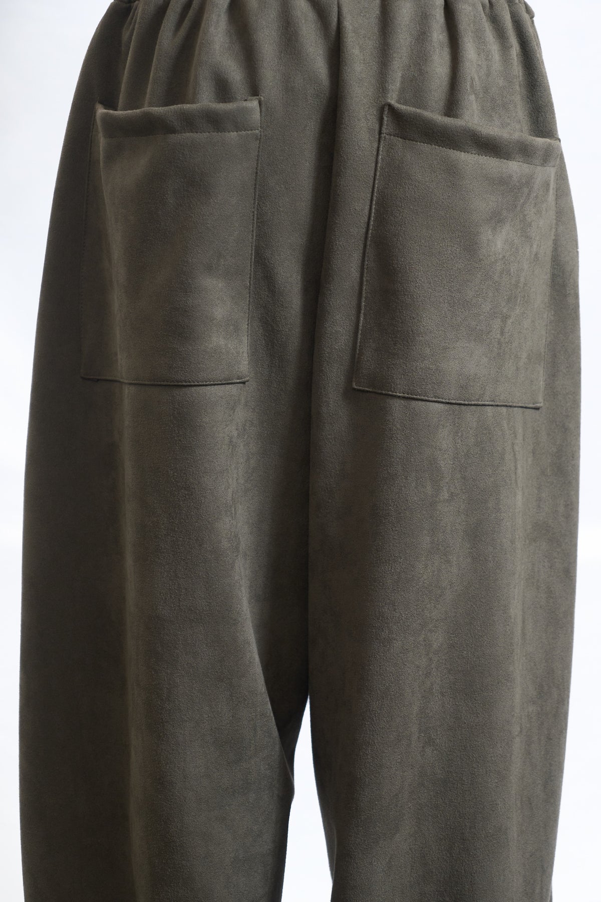Suede Touch Relaxed Pants Olive