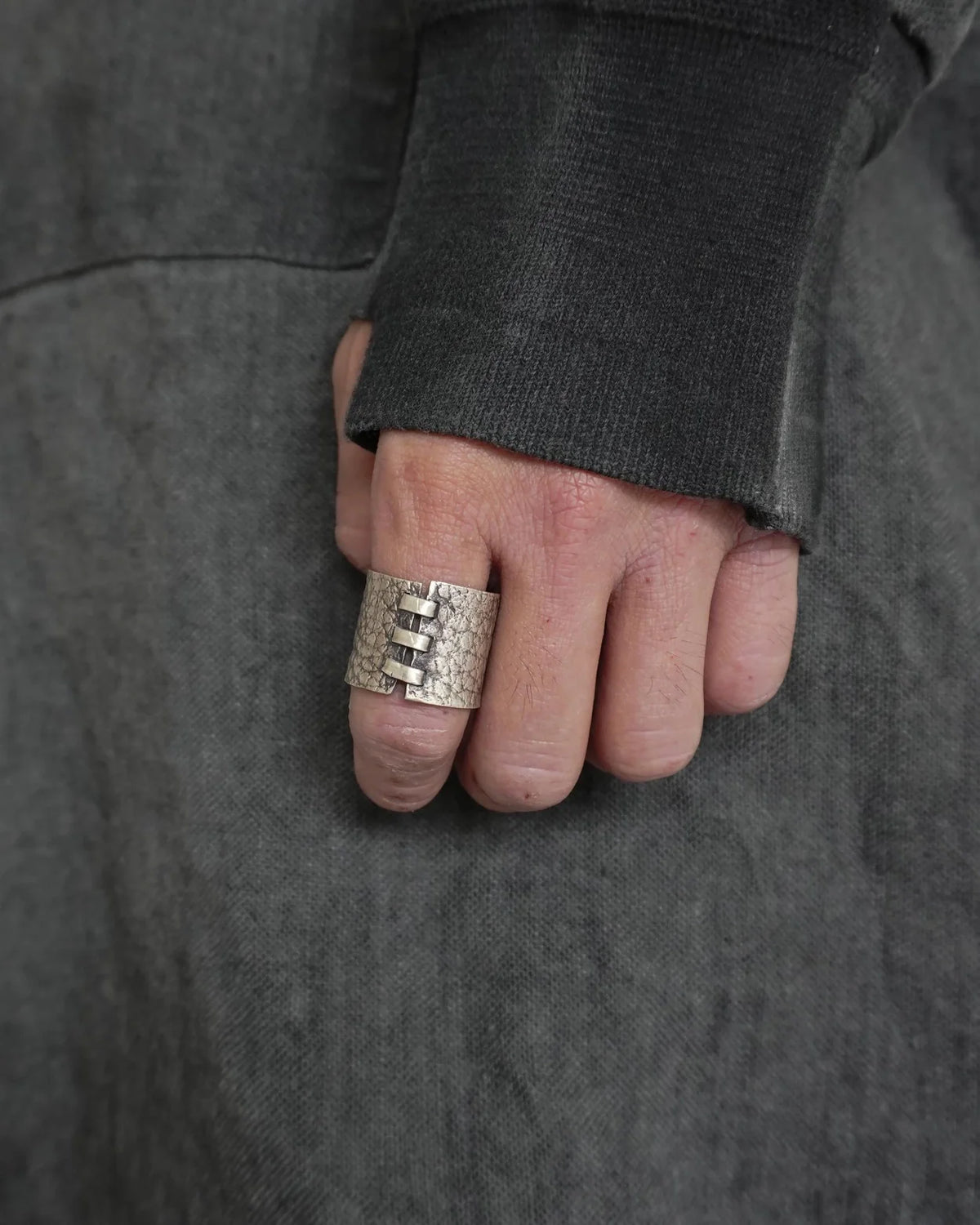 Leather three stitch ring