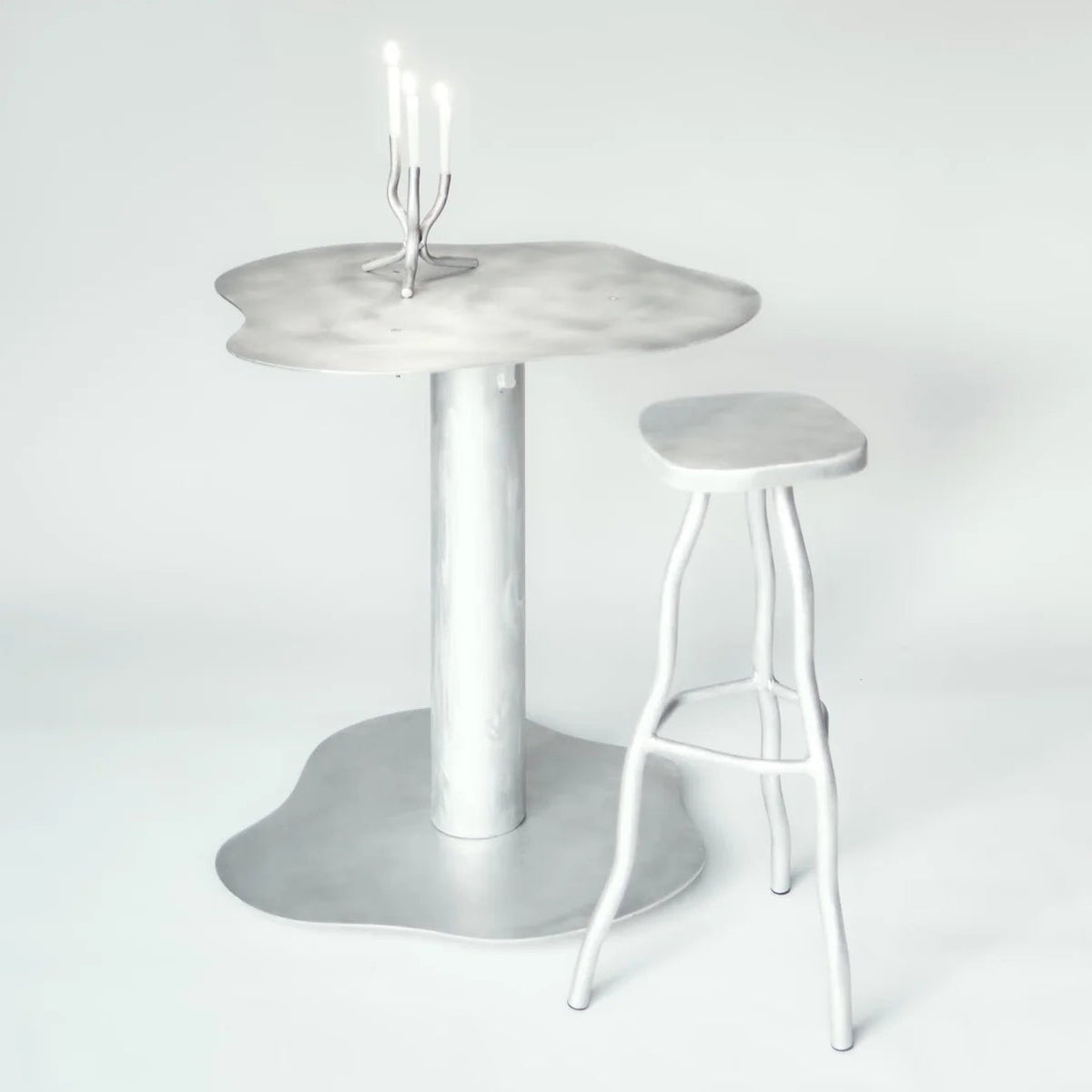 Bar stool