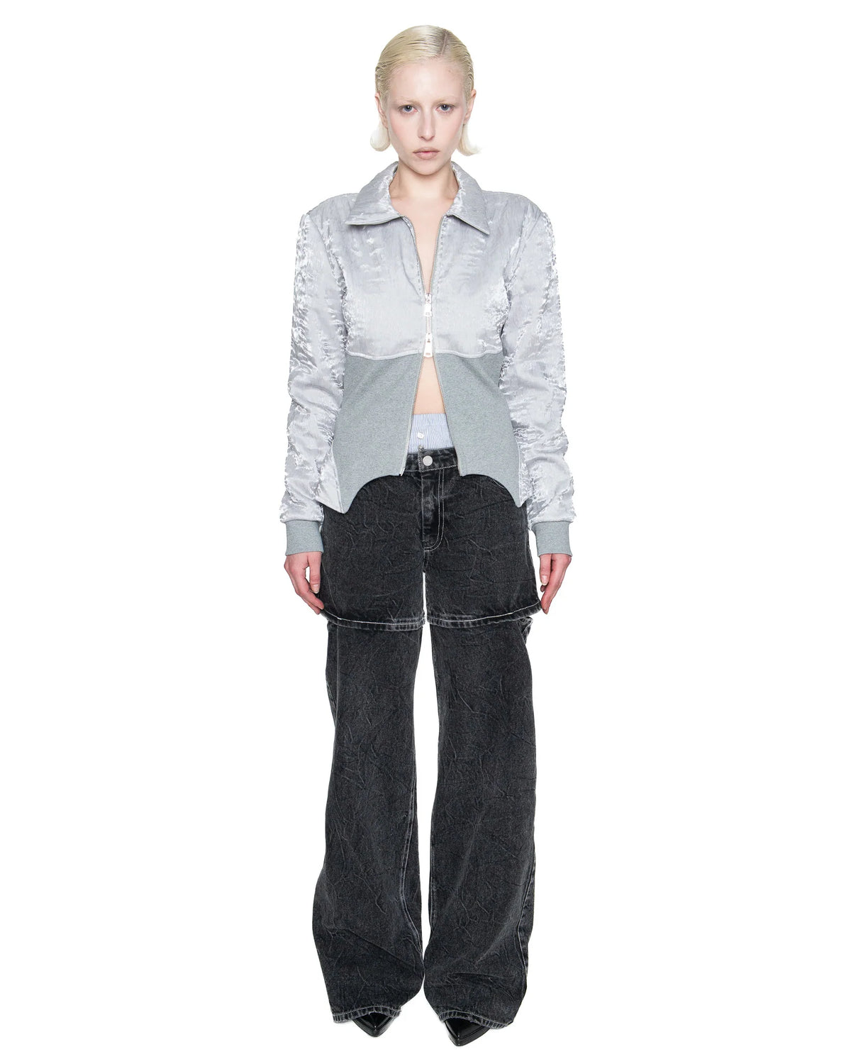 Wide open cut-out jeans
