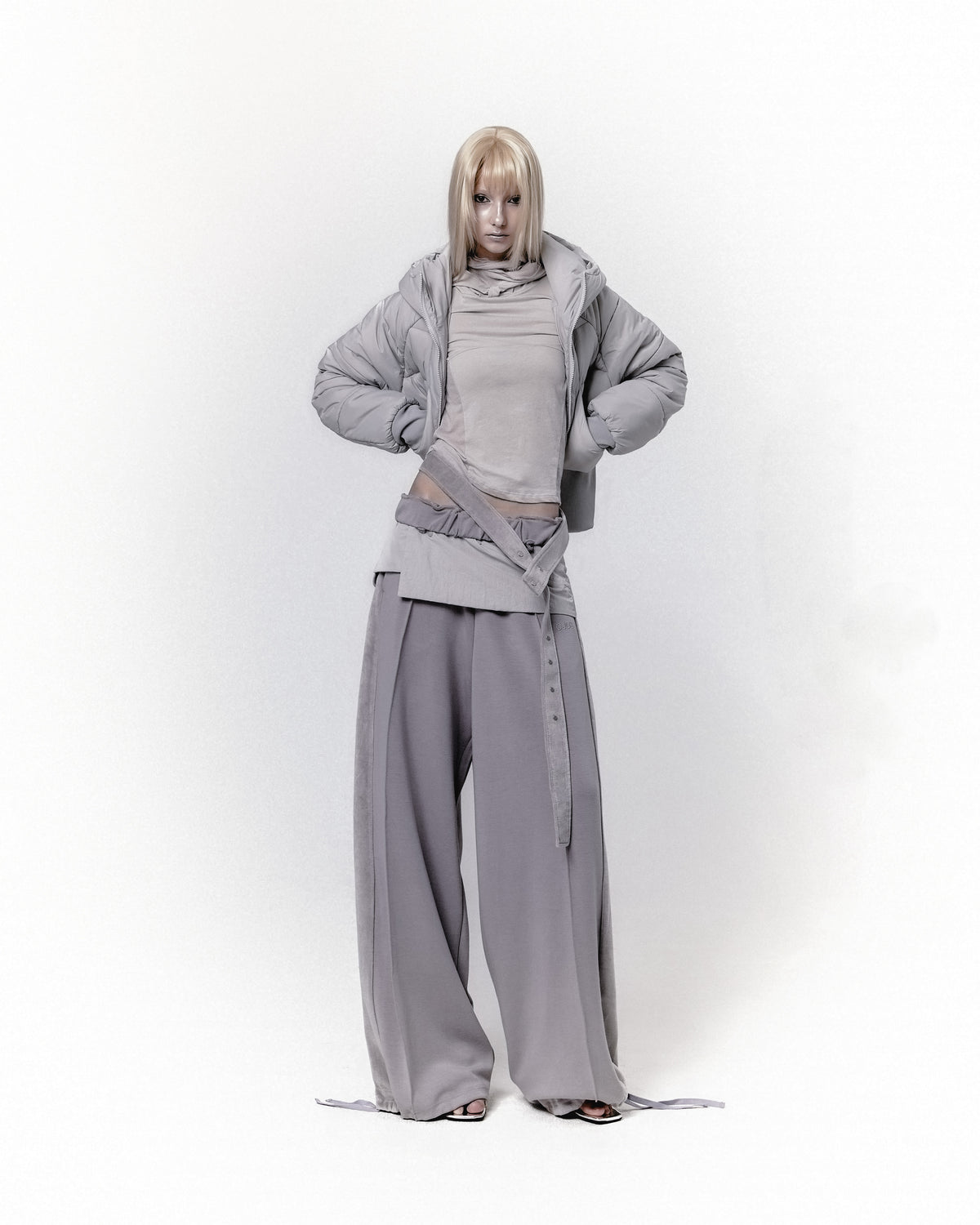 Belt wide sweat pants grey