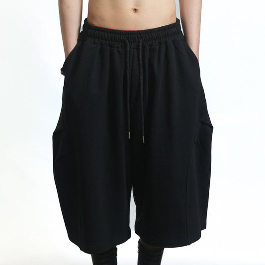Tucked Curve Shorts Black
