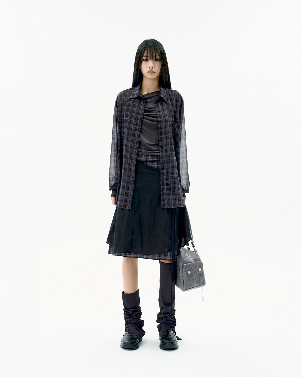 Layered strap flare skirt black