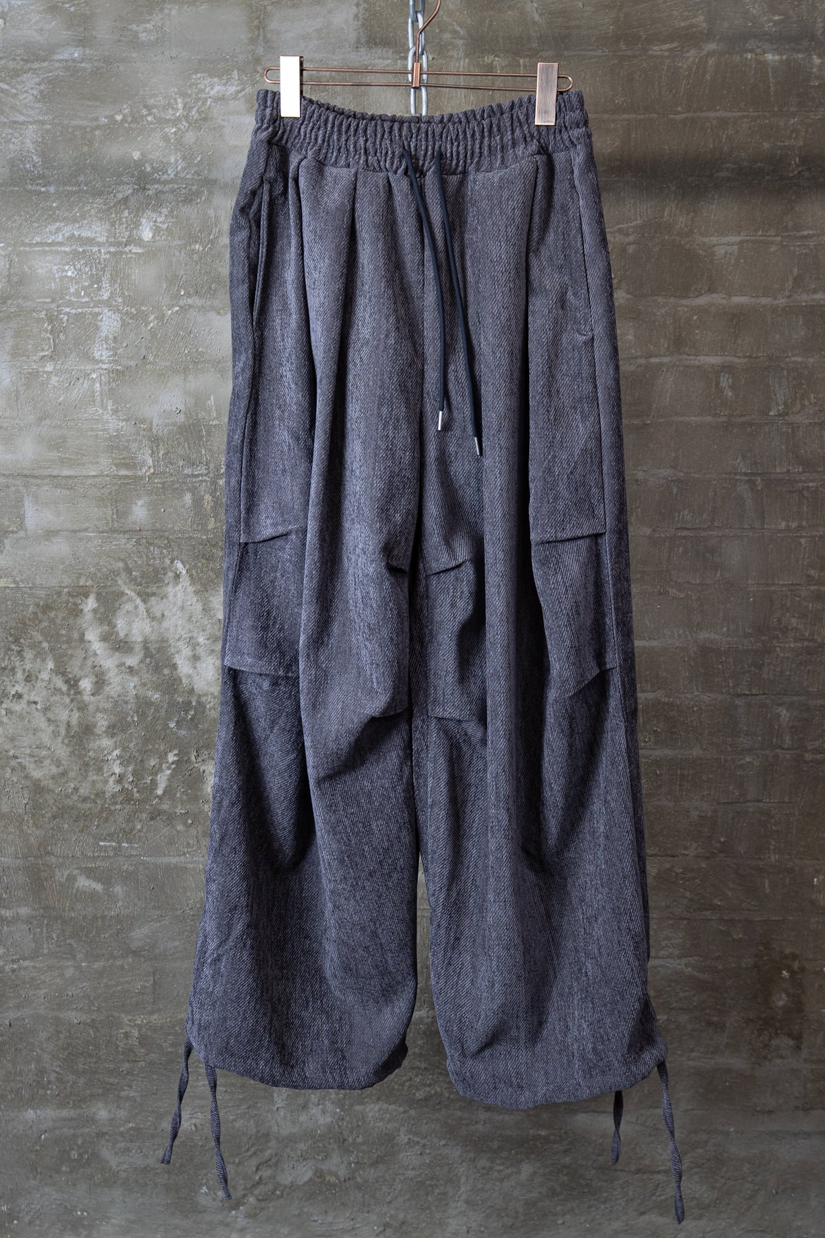 Drawstring hem balloon trousers grey