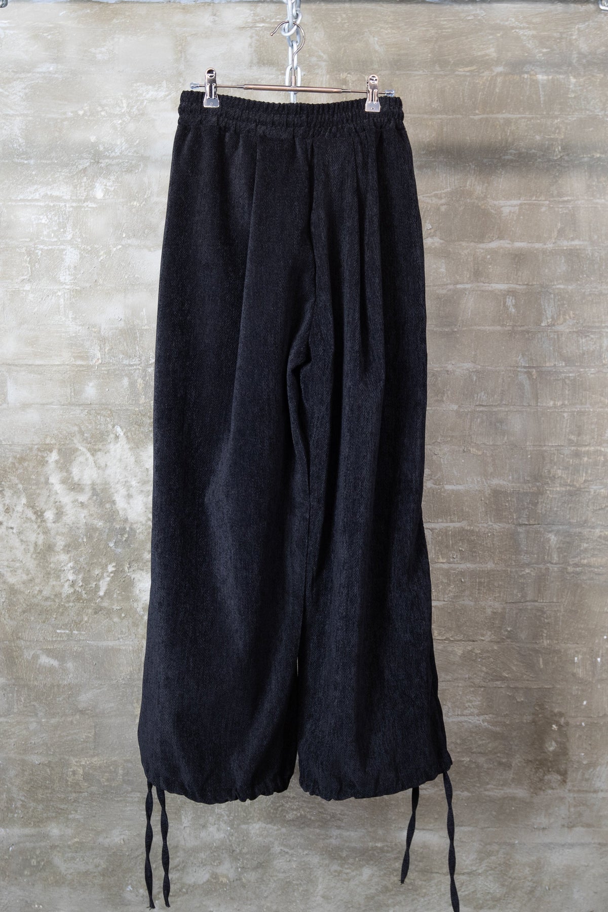 Drawstring hem balloon trousers black