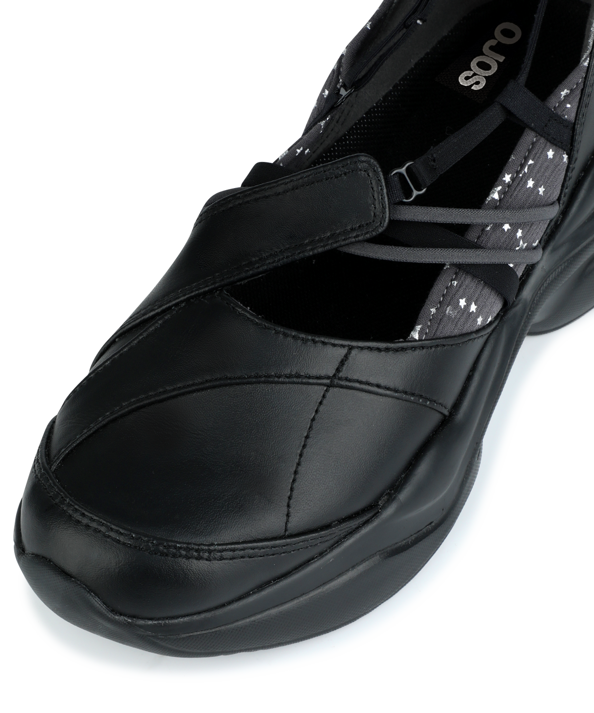 Strap toe sneakers black