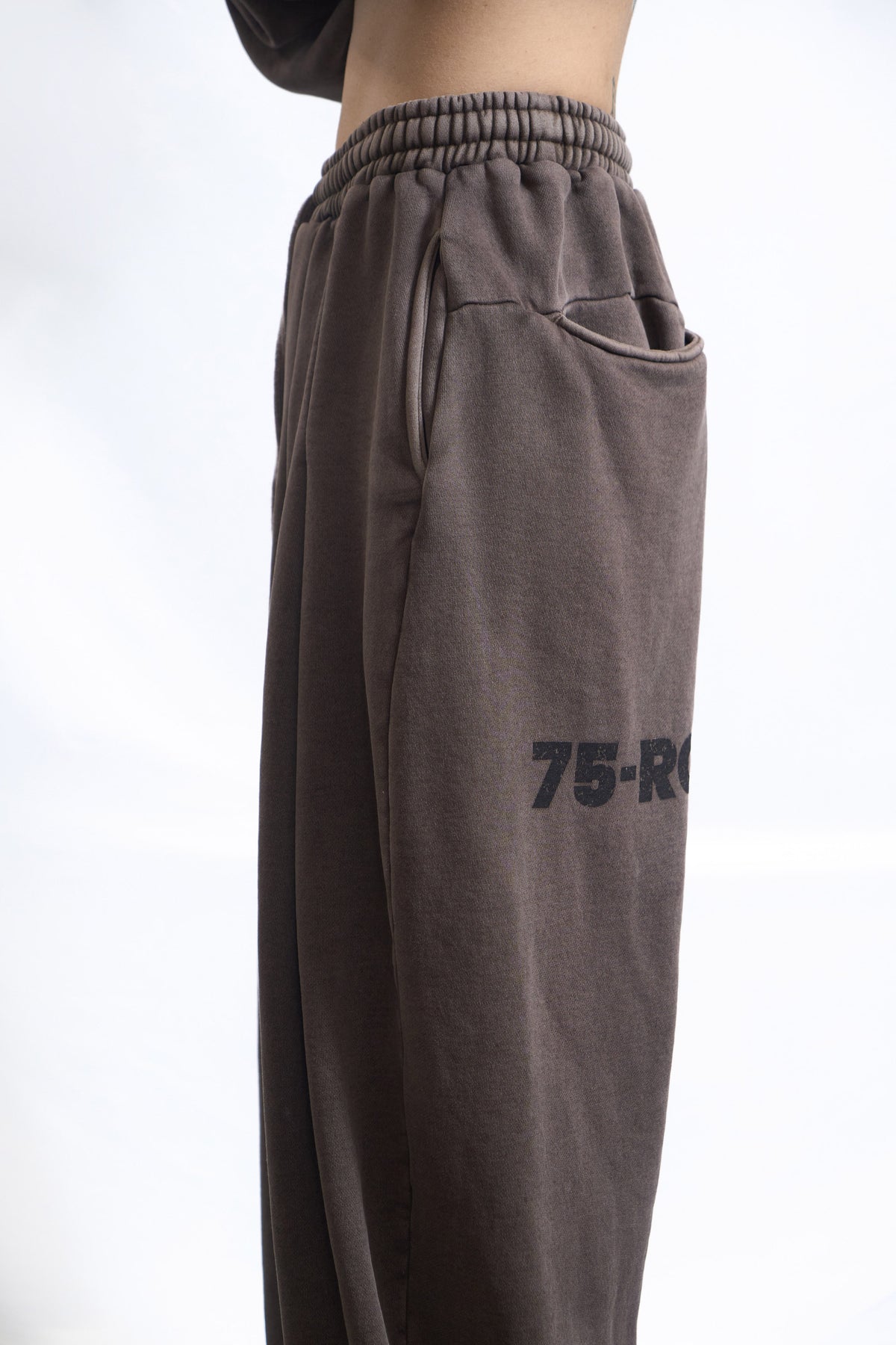 Fade Oversized Track Pants Cocoa