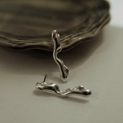 Crybaby earring