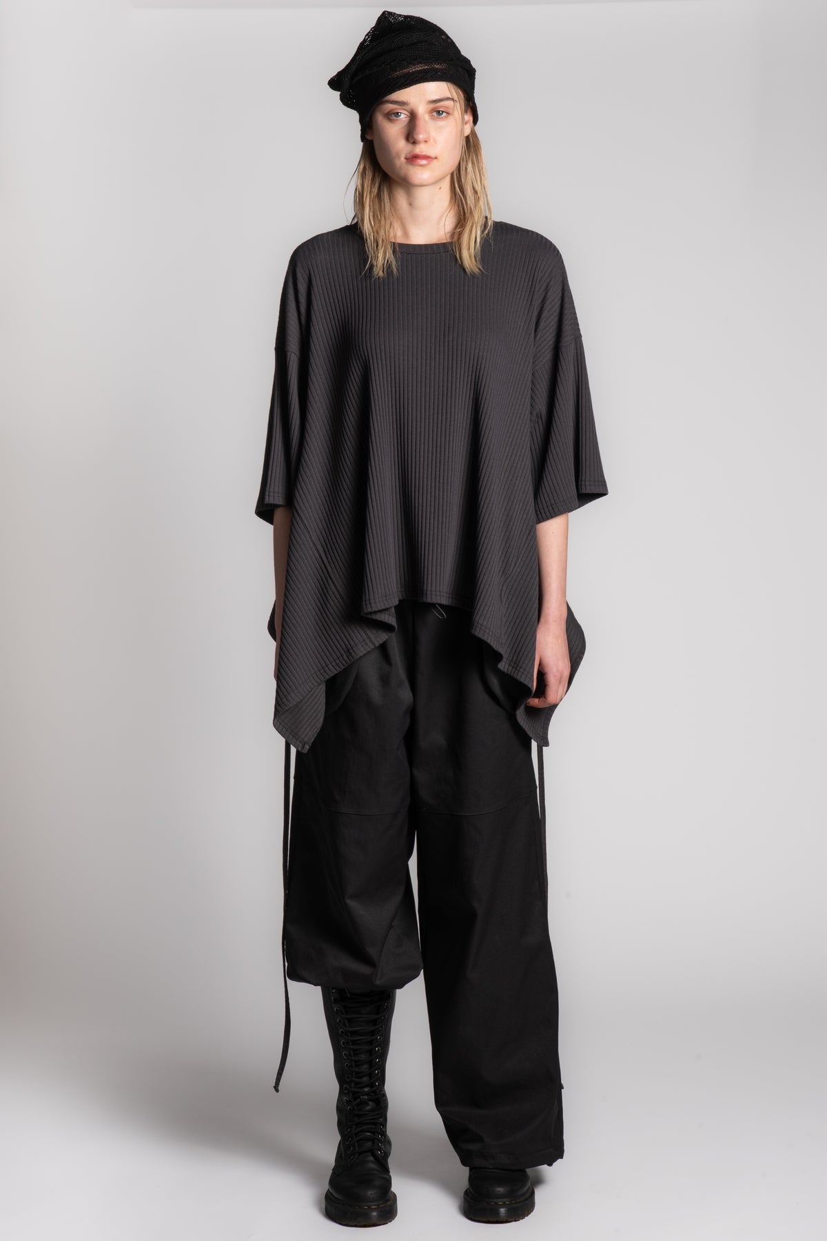 Dark grey ribbed wrap around half sleeves