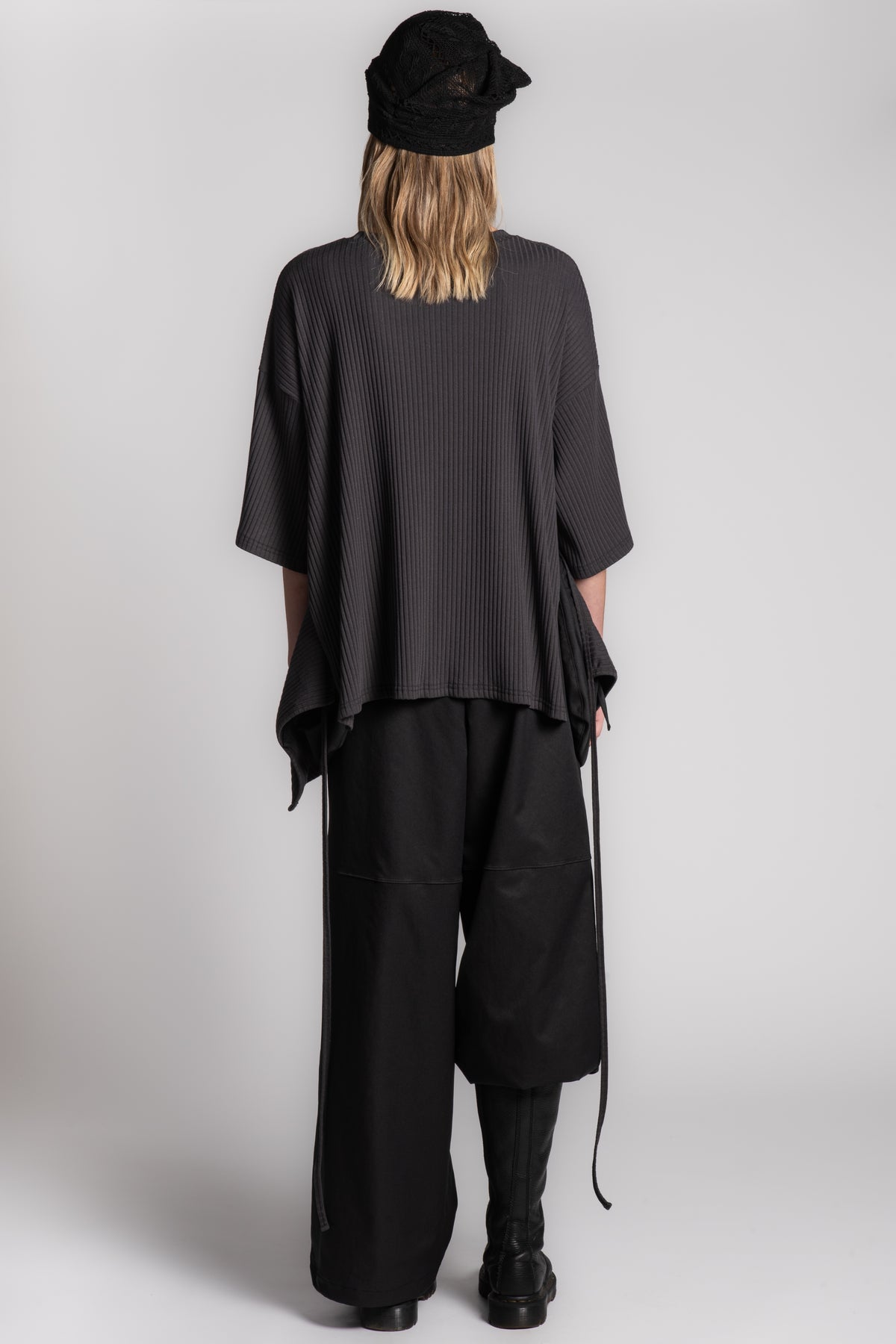 Black wide pocket pants