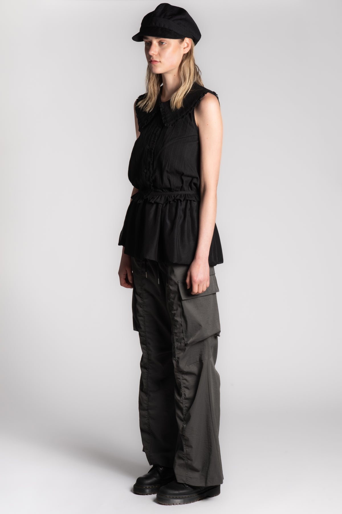 Dark grey cargo drawstring pants