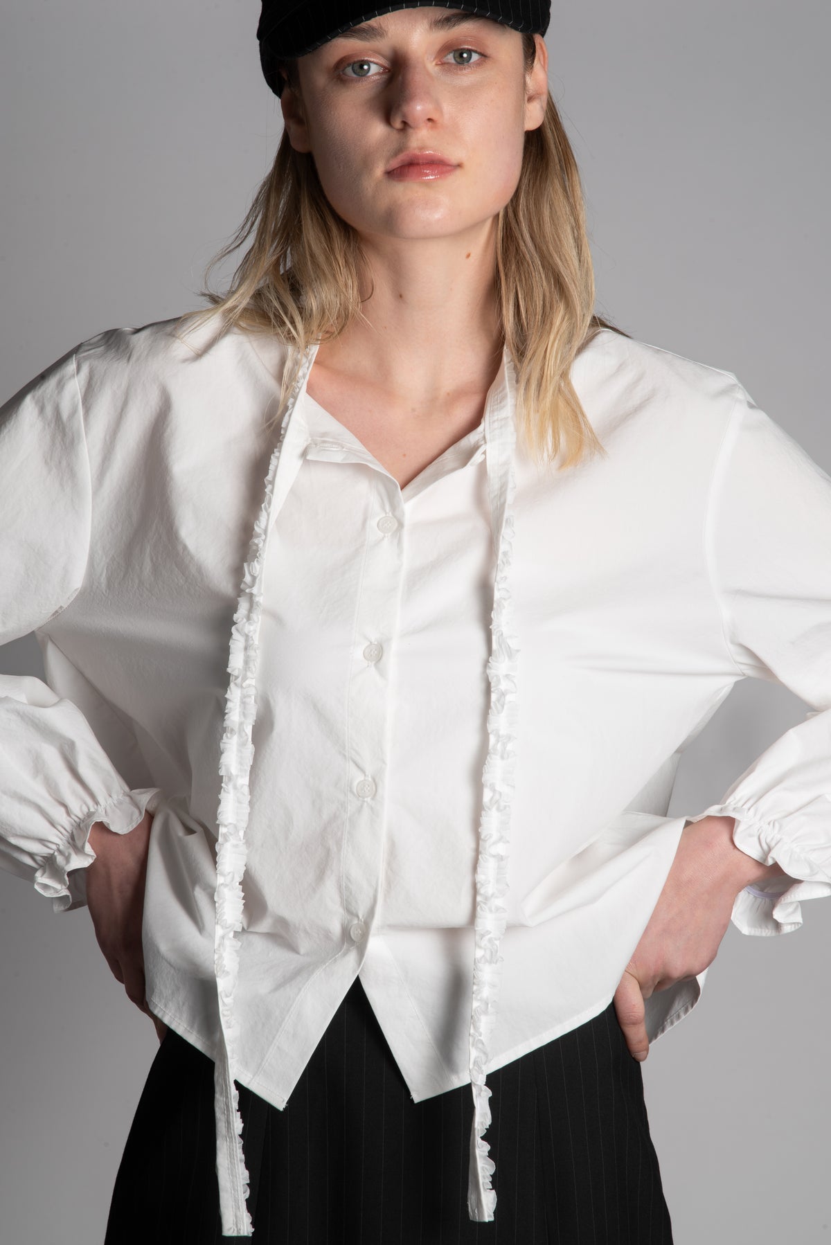 White ruffle tie cotton skirt