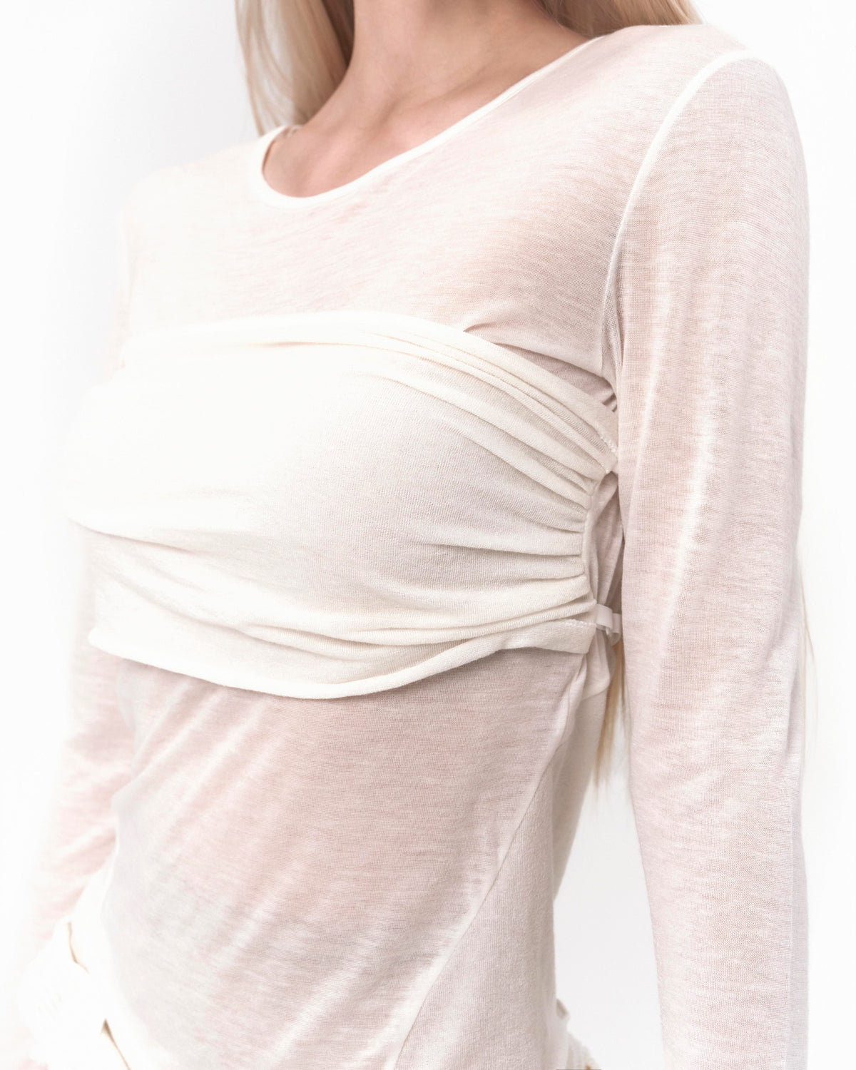 Tube top layered T-shirt off white