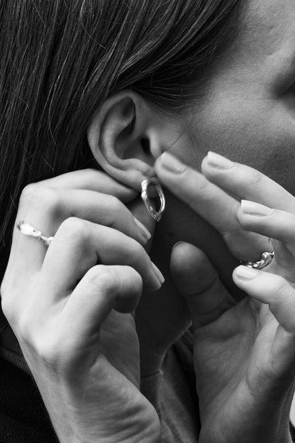 Fluidity studs