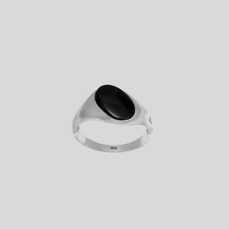 Twisted signet 101 Black onyx