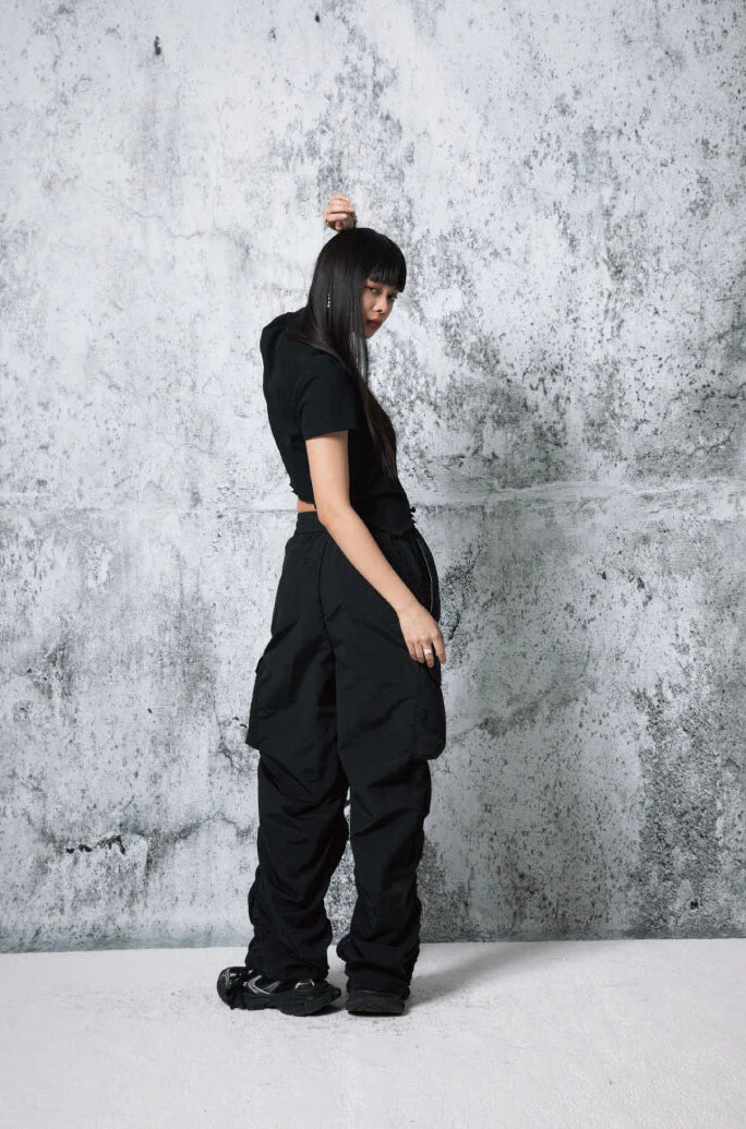 Padding pocket pants black