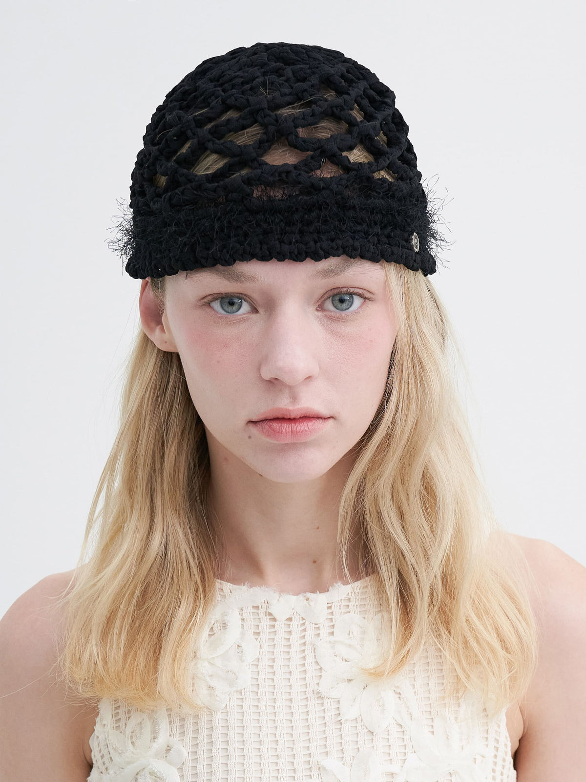 Chiffon weaving beanie