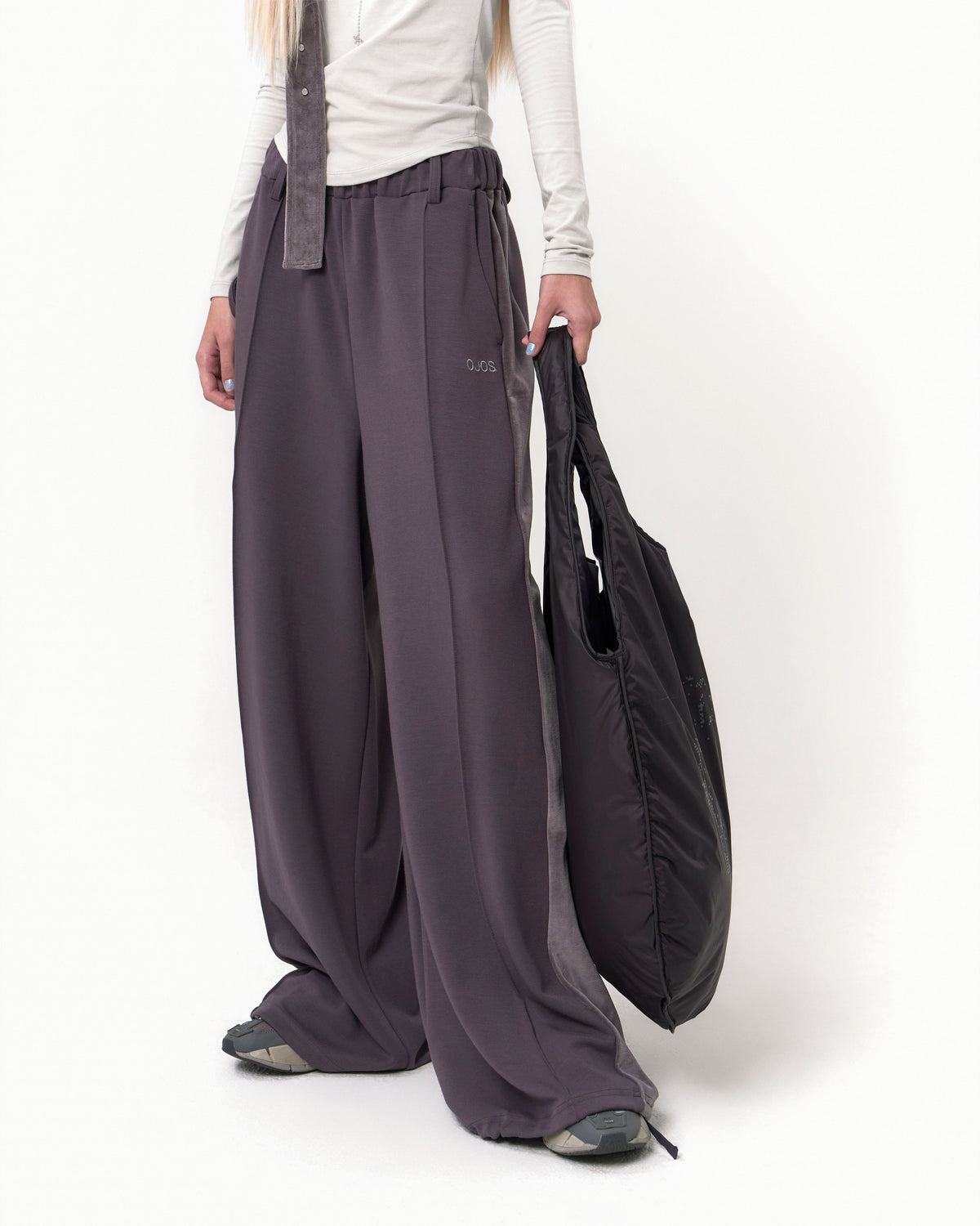 Belt wide sweat pants charcoal