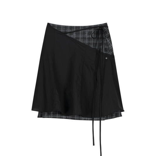 Layered strap flare skirt black